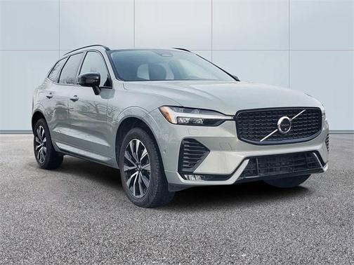 2025 Volvo XC60 B5 Plus