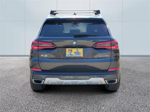 2022 BMW X5 PHEV xDrive45e