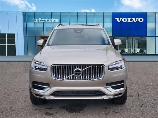 2024 Volvo XC90 Recharge Plug-In Hybrid T8 Plus 6 Passenger