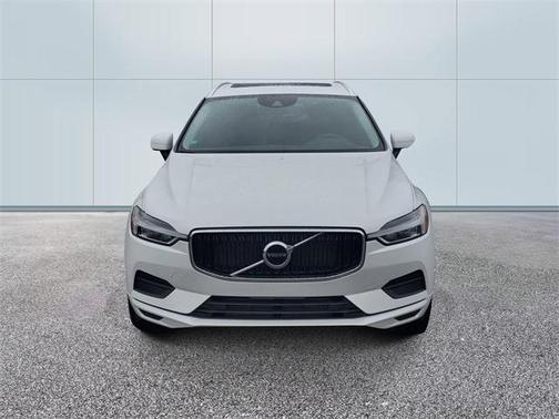 2018 Volvo XC60 T5 Momentum