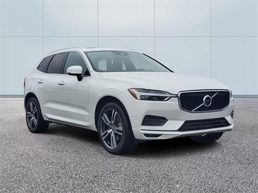 2018 Volvo XC60 T5 Momentum