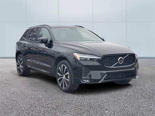 2025 Volvo XC60 B5 Plus