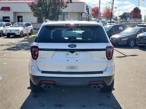 2018 Ford Explorer sport