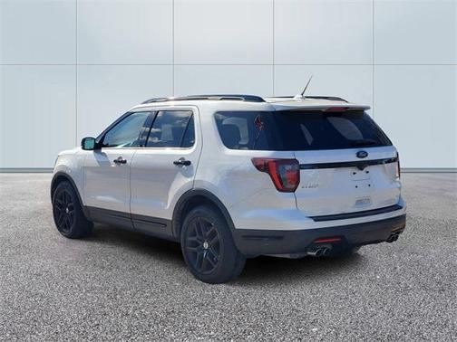 2018 Ford Explorer sport