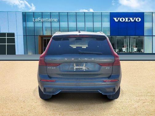 Forest Green 2026 Volvo XC60 B5 Plus