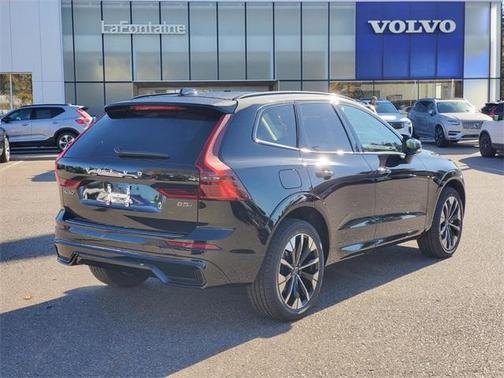 2026 Volvo XC60 B5 Plus