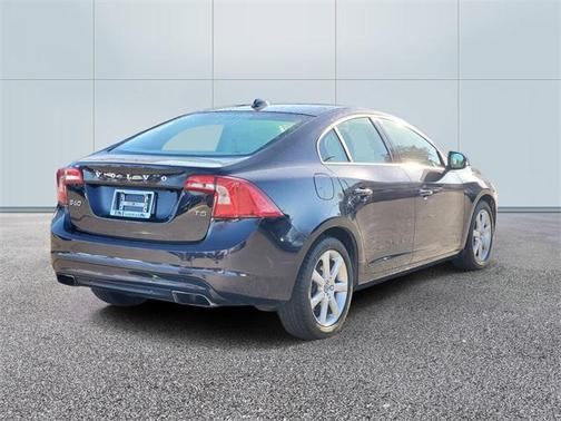 2016 Volvo S60 T5 Premier