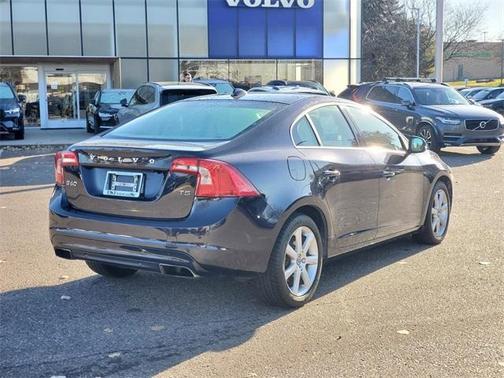 2016 Volvo S60 T5 Premier