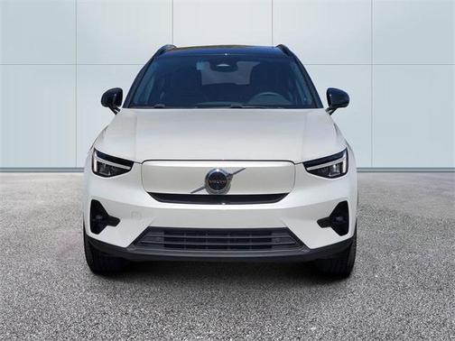 2023 Volvo XC40 Recharge Pure Electric Twin Plus