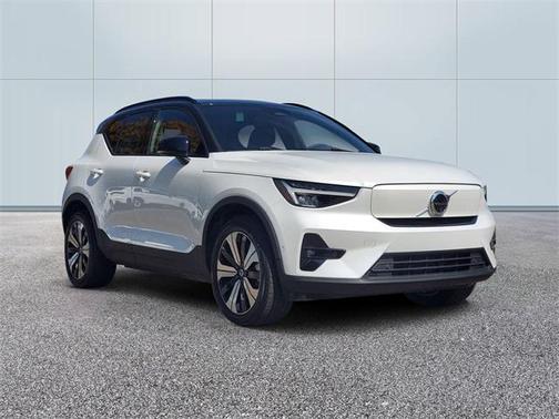 2023 Volvo XC40 Recharge Pure Electric Twin Plus