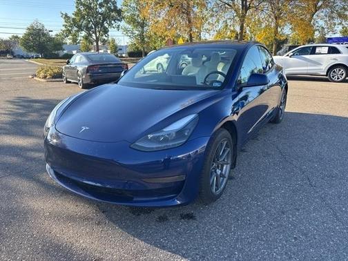 2022 Tesla Model 3 Base