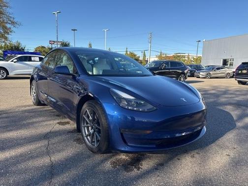2022 Tesla Model 3 Base
