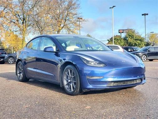 2022 Tesla Model 3 Base
