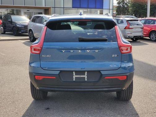 Fjord Blue Metallic 2025 Volvo XC40 B5 Plus Dark Theme