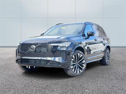 2026 Volvo XC90 B6 Ultra Dark Theme 7-Seater