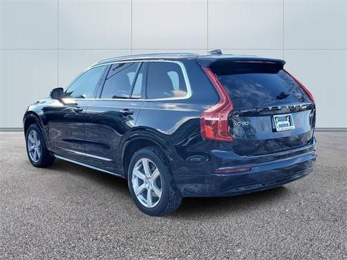 2023 Volvo XC90 B5 Core