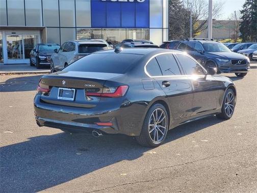 2021 BMW 330 i xDrive