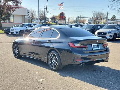 2021 BMW 330 i xDrive