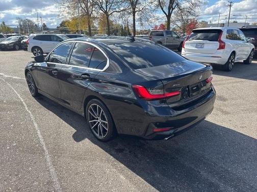 2021 BMW 330 i xDrive