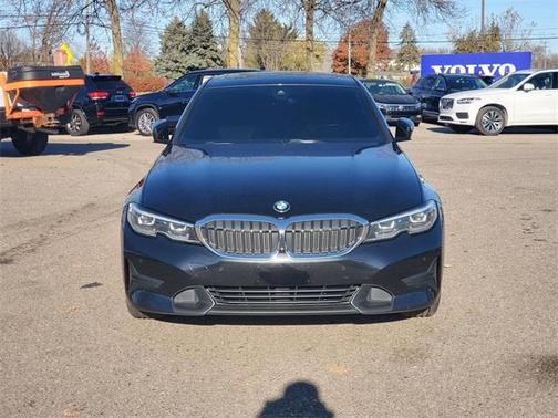 2021 BMW 330 i xDrive