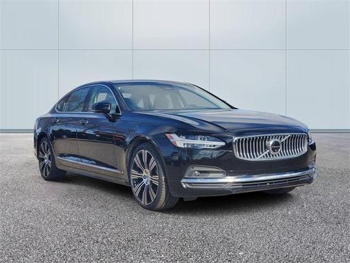 2022 Volvo S90 B6 Inscription