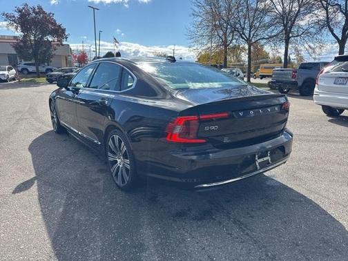 2022 Volvo S90 B6 Inscription