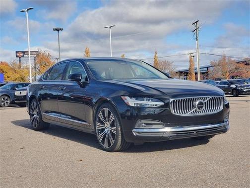 2022 Volvo S90 B6 Inscription