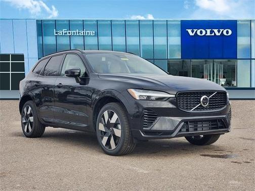 2025 Volvo XC60 Plug-In Hybrid T8 Plus