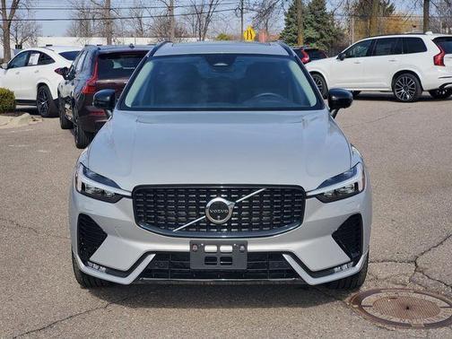 Silver 2025 Volvo XC60 B5 Plus