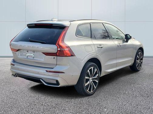 Silver 2025 Volvo XC60 B5 Plus