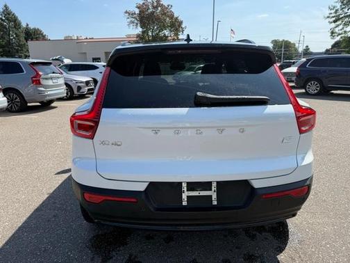 2023 Volvo XC40 Recharge Pure Electric Twin Plus