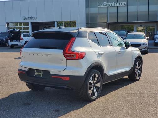 2023 Volvo XC40 Recharge Pure Electric Twin Plus
