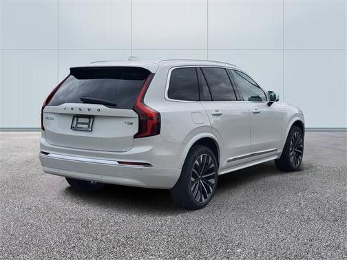 2025 Volvo XC90 Plug-In Hybrid T8 Ultra 7-Seater
