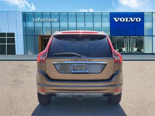 2015 Volvo XC60 T6 Platinum