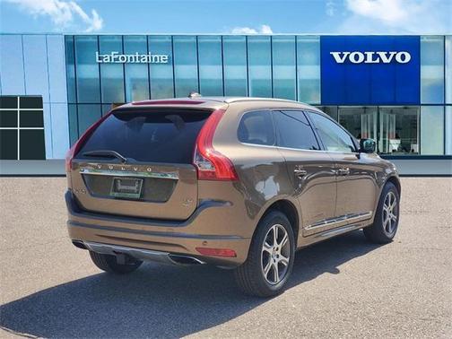 2015 Volvo XC60 T6 Platinum