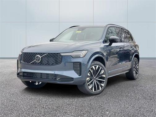 2026 Volvo XC90 B6 Ultra Dark Theme 7-Seater