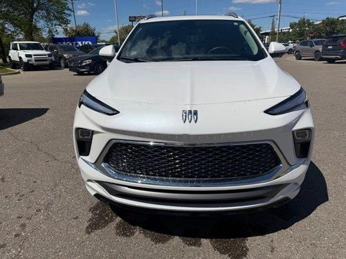 White Frost Tri-Coat 2024 Buick Encore GX Avenir