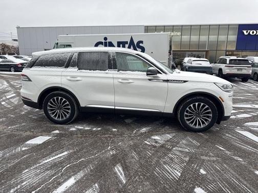 2023 Lincoln Aviator Reserve AWD