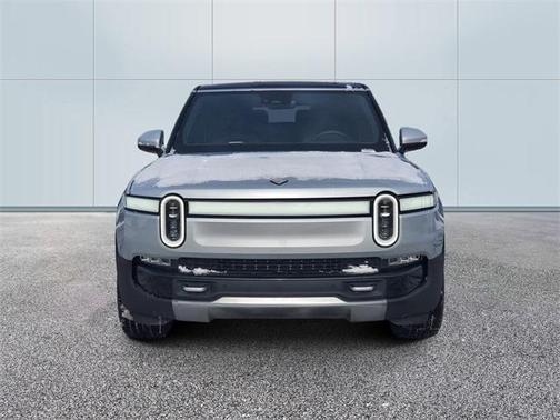 2024 Rivian R1S Adventure