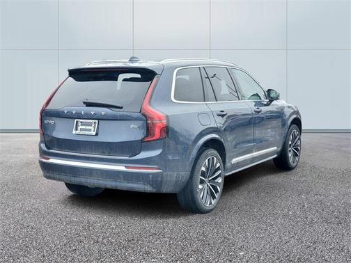 2026 Volvo XC90 B6 Ultra 7-Seater