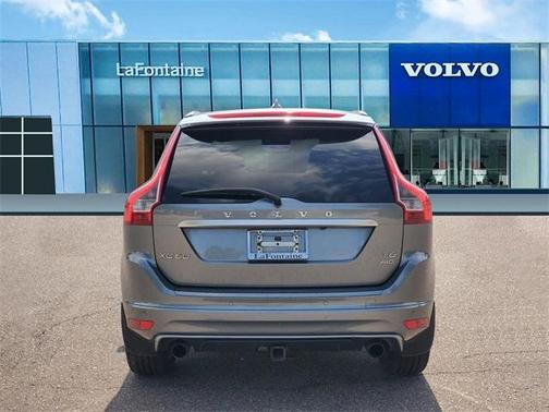2017 Volvo XC60 T6 R-Design