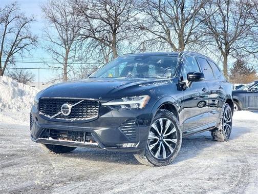 2024 Volvo XC60 B5 Plus Dark Theme