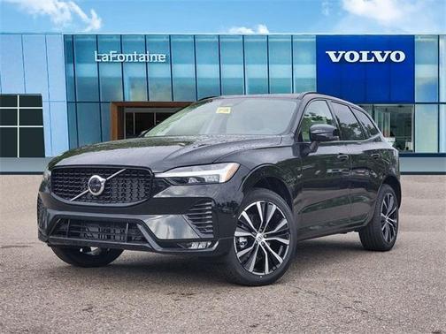 2025 Volvo XC60 B5 Plus