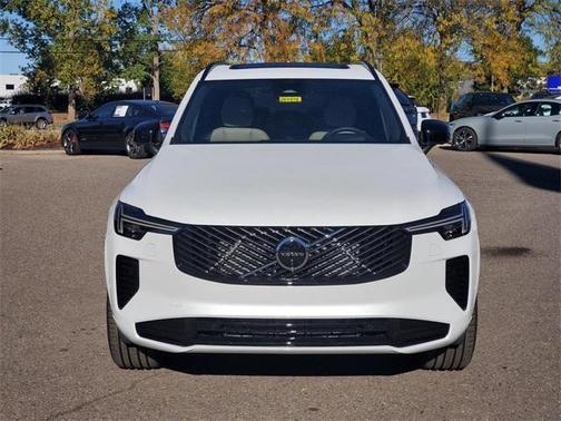 2026 Volvo XC90 B6 Ultra Dark Theme 7-Seater