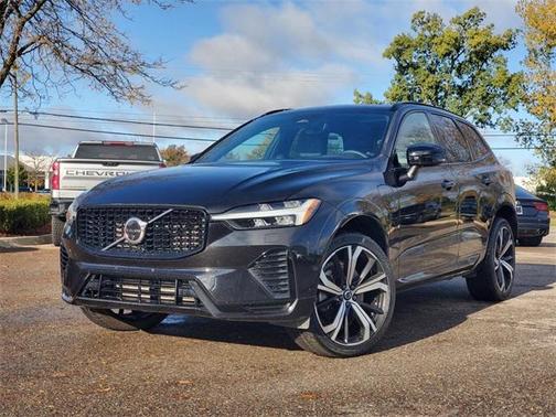 2022 Volvo XC60 Recharge Plug-In Hybrid T8 R-Design