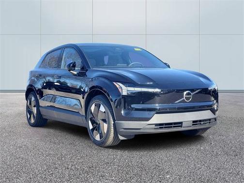 2025 Volvo EX30 Twin Motor Plus