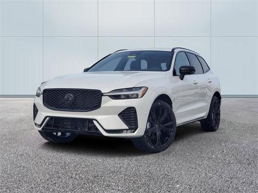2026 Volvo XC60 B5 Ultra Black Edition