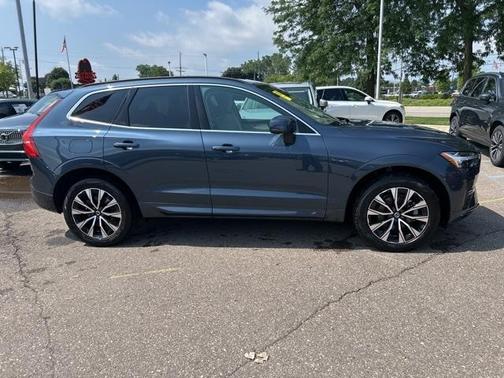2023 Volvo XC60 B5 Core