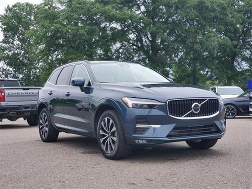 2023 Volvo XC60 B5 Core