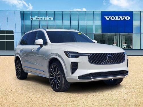 Crystal White Pearl 2026 Volvo XC90 B6 Plus 7-Seater
